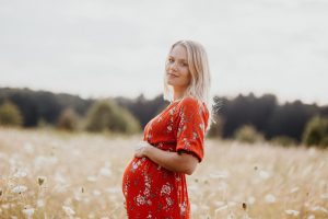 pomysły na zdjęcia w ciąży